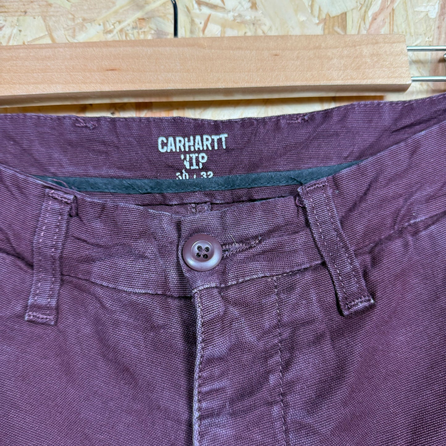 Carhartt maroon workwear trousers W30 L32