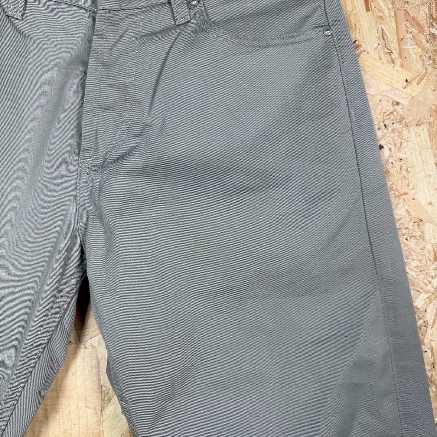 Carhartt beige trousers W31 L32