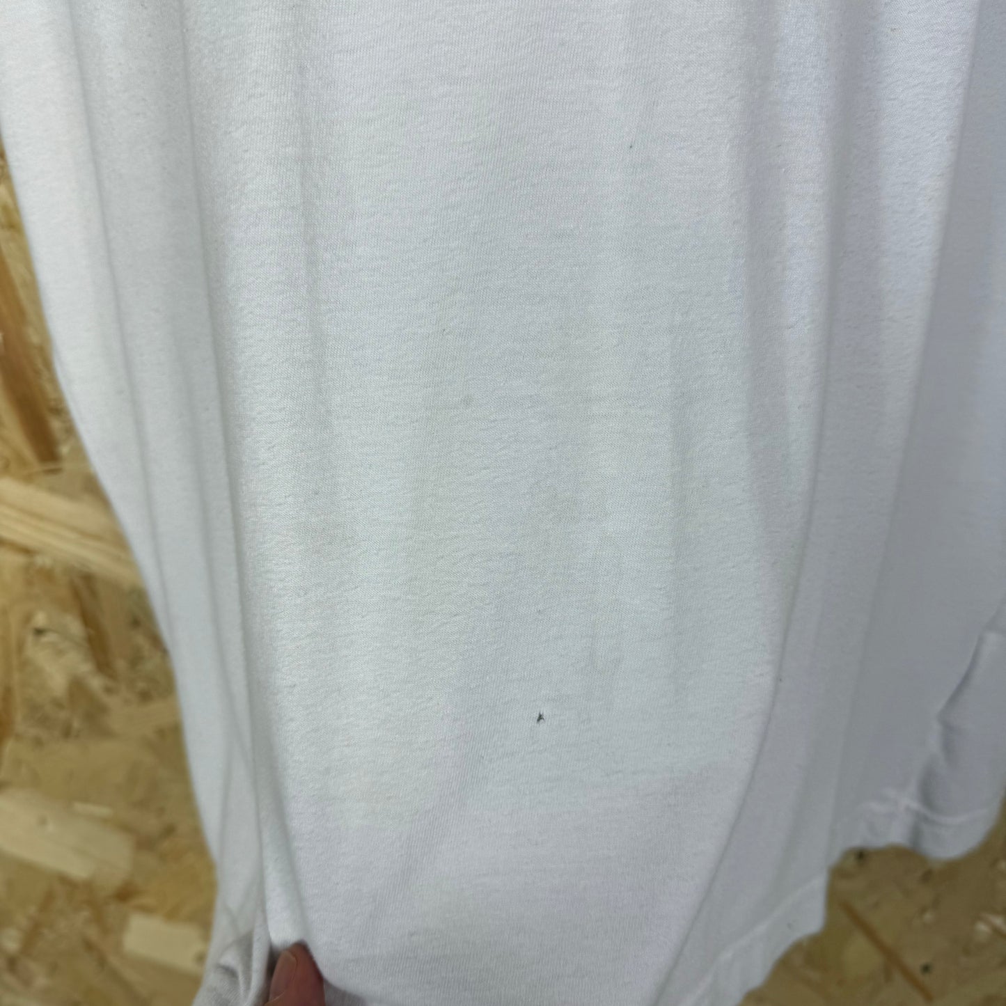 White graphic t shirt Medium short sleeve
