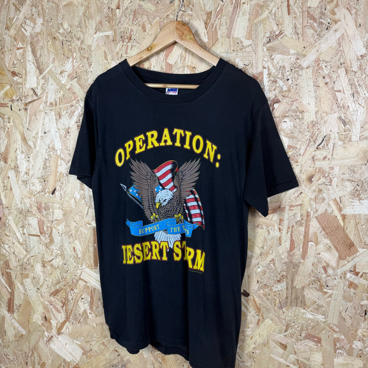 90's Desert storm war T shirt Black Large vintage
