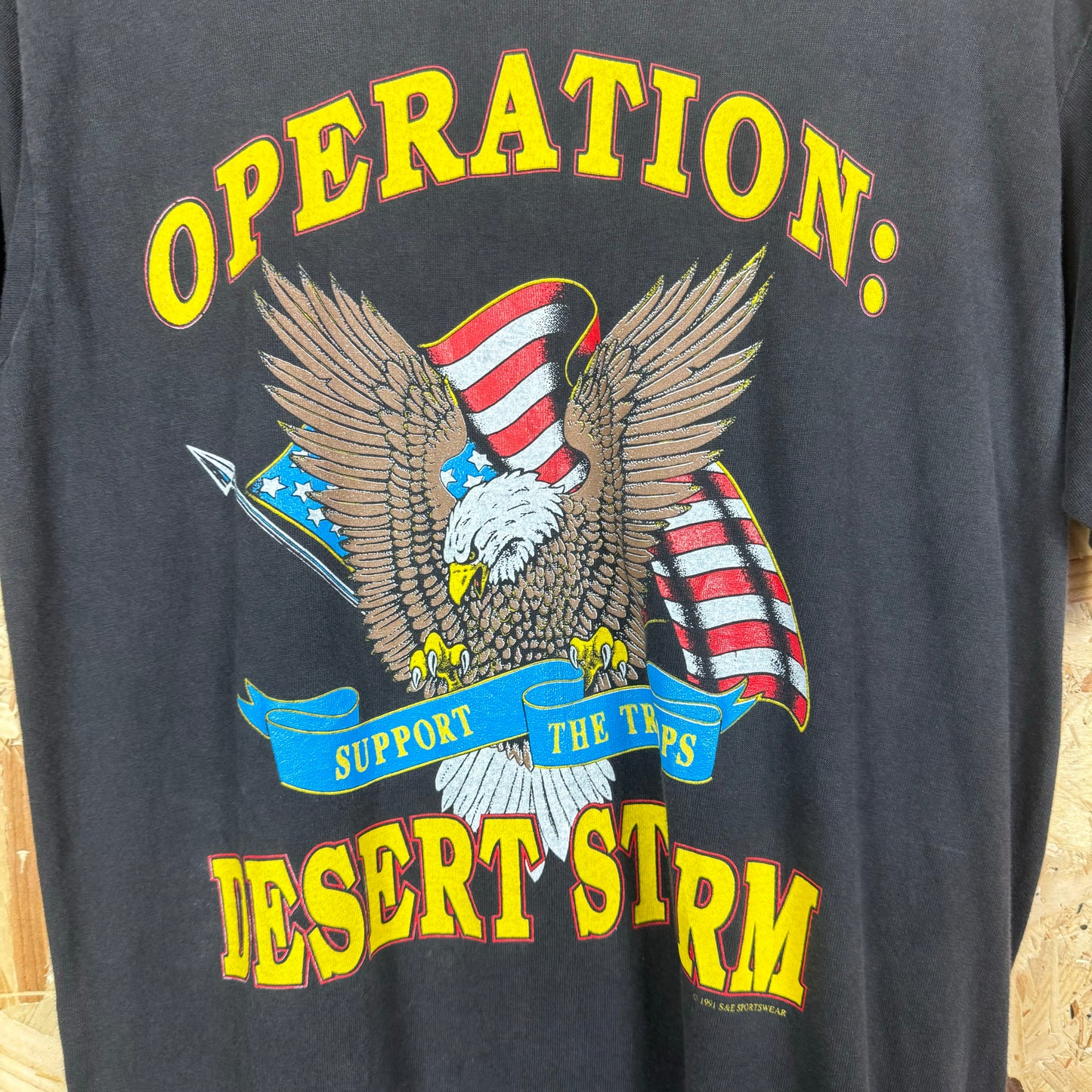 90's Desert storm war T shirt Black Large vintage
