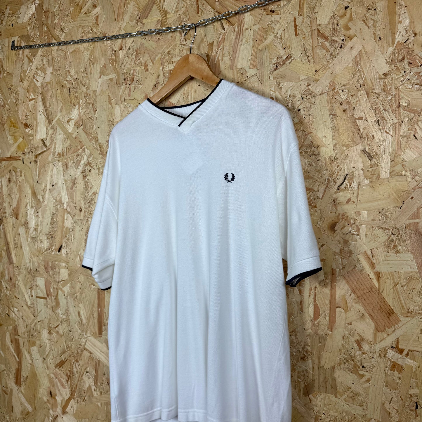 Fred perry V neck t shirt vintage white Large