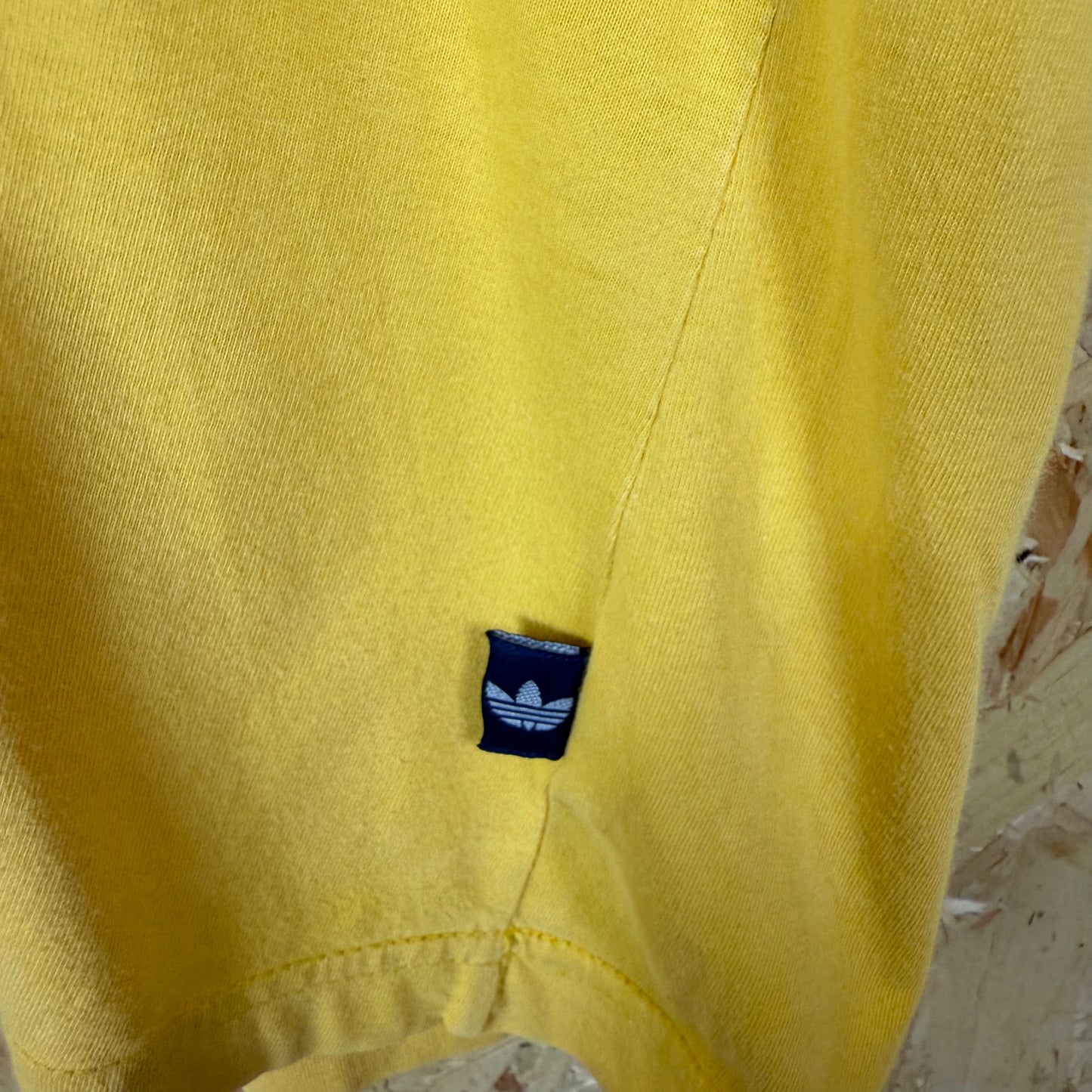 Yellow Adidas Logo T shirt Y2K Medium
