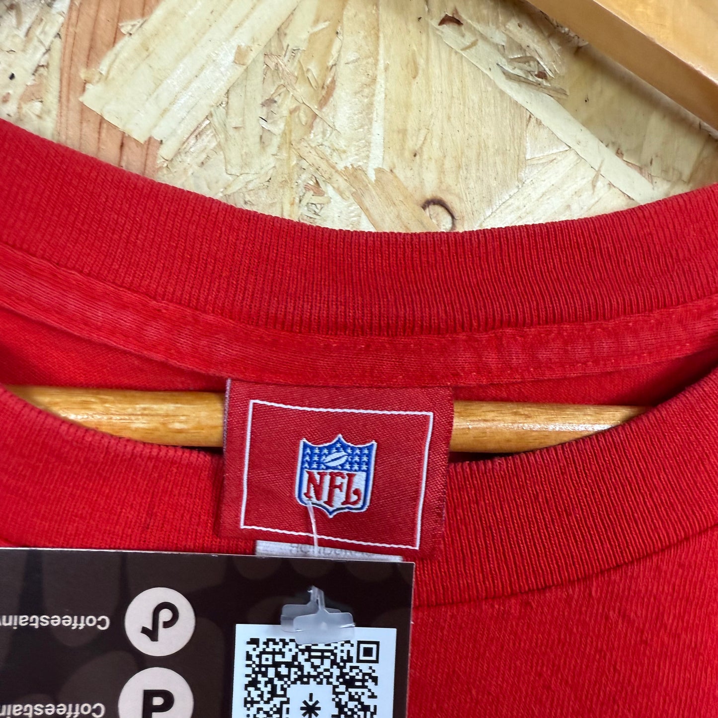 Tampa bay Bucks Graphic T shirt Red Large