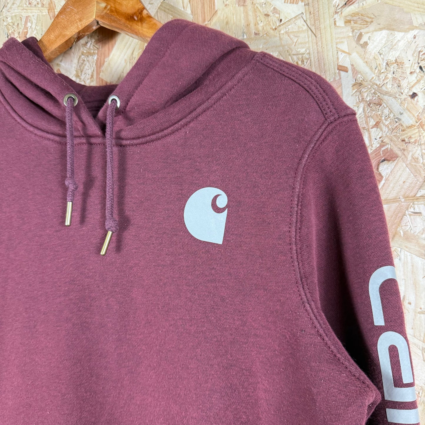Burgundy carhartt hoodie Small