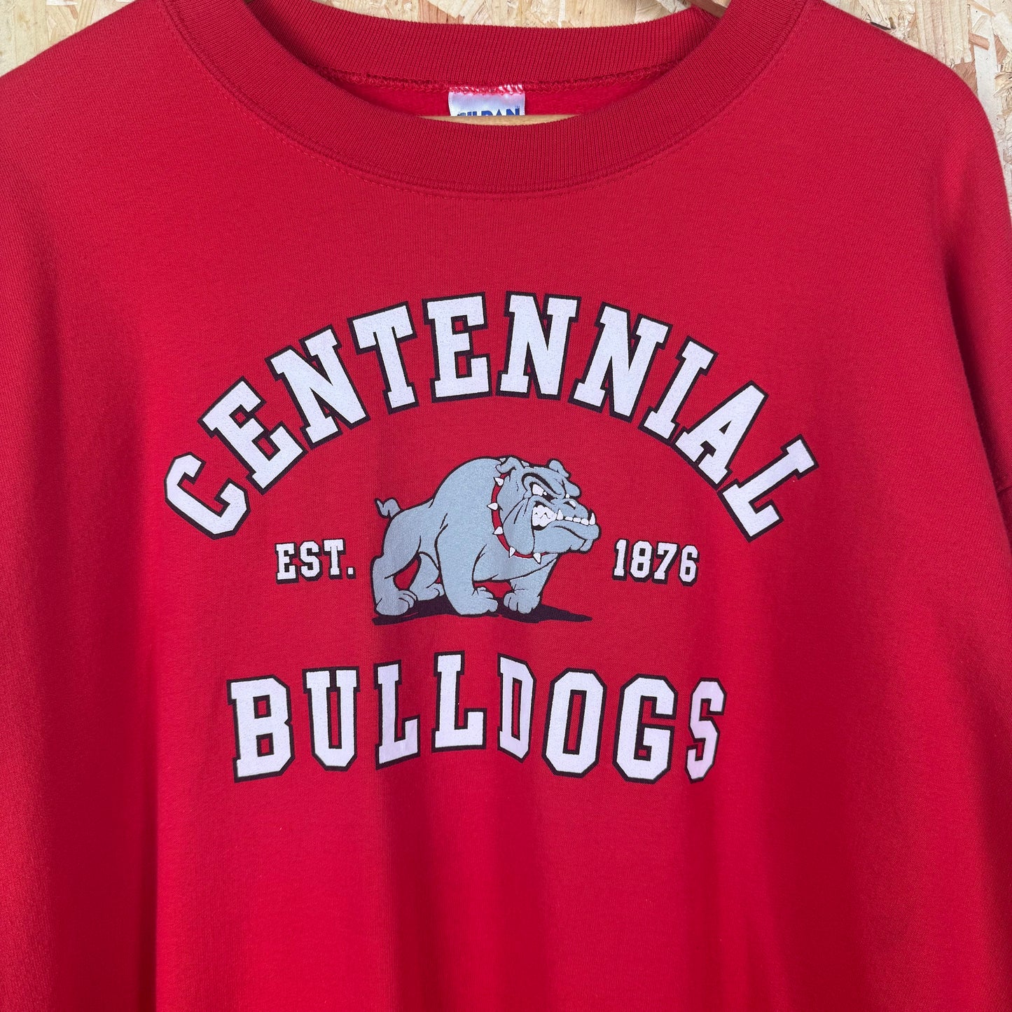 Centinal bulldogs Graphic sweatshirt red Large