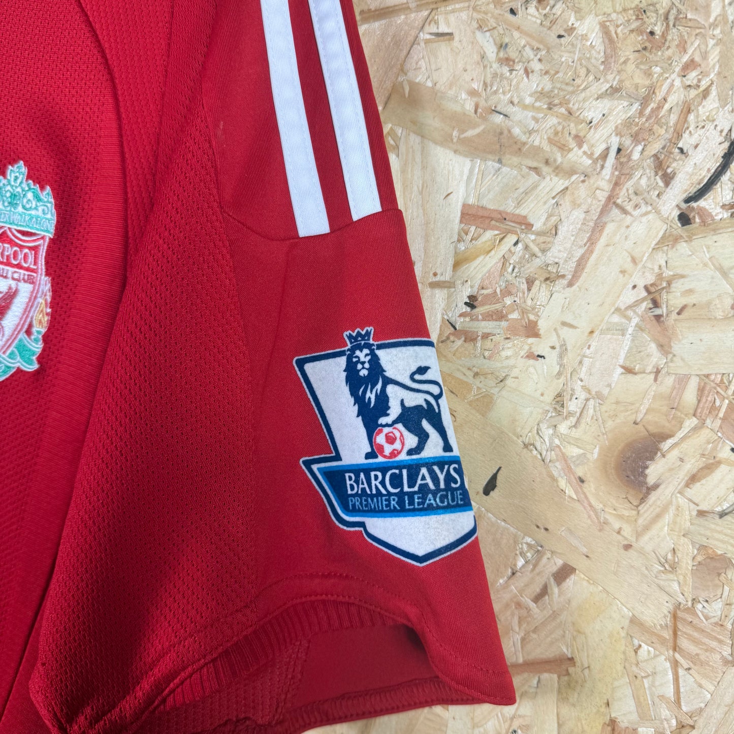 Liverpool 2008/09 Home football shirt Torres Medium