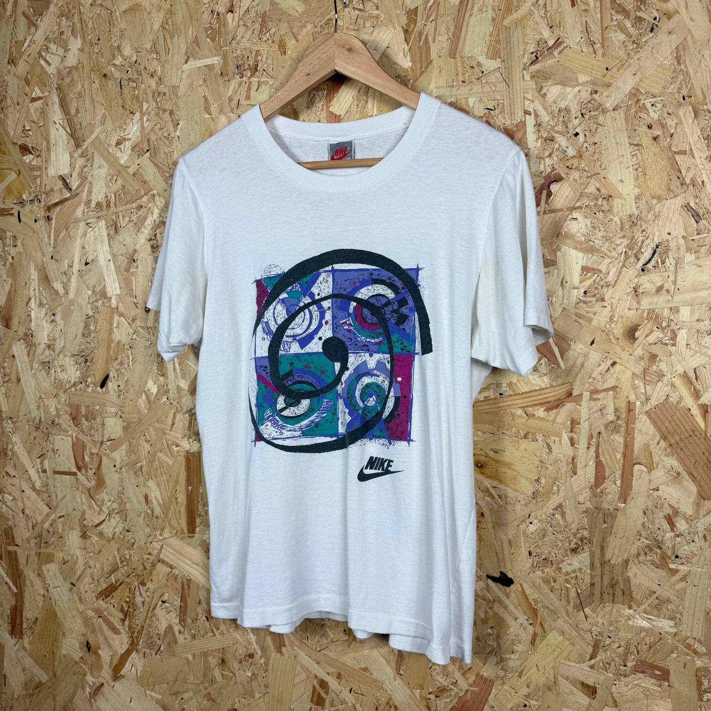 Nike 1990's White Graphic T-Shirt Single Stitch Size M