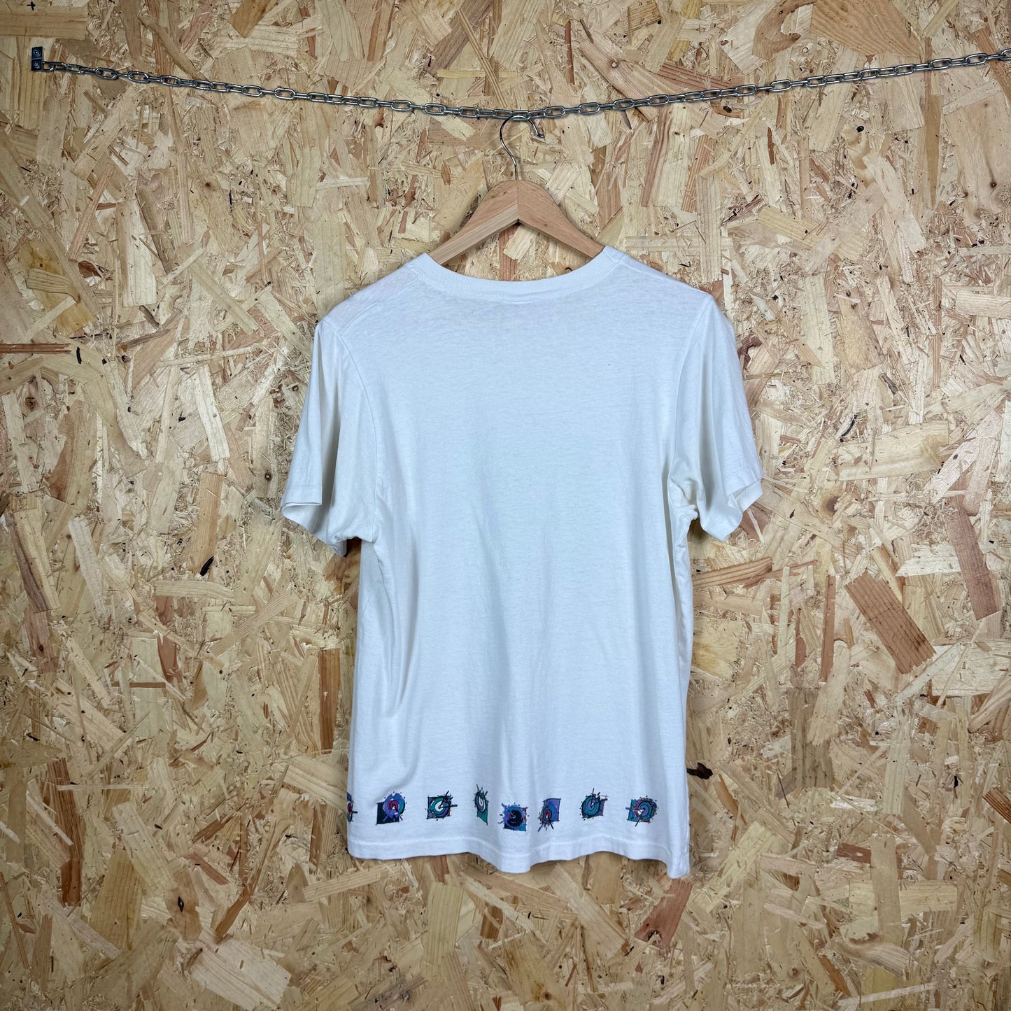 Nike 1990's White Graphic T-Shirt Single Stitch Size M