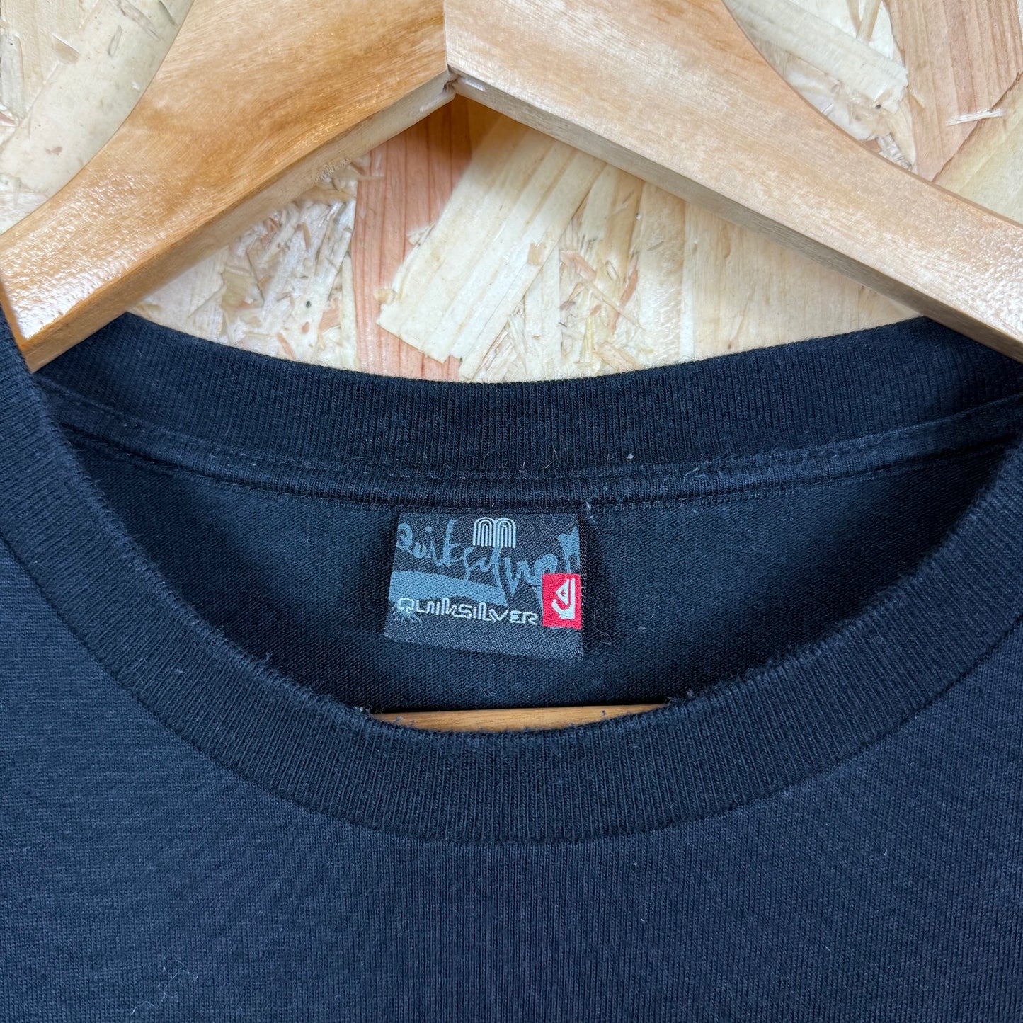 QuickSilver Black Graphic T-Shirt Size M