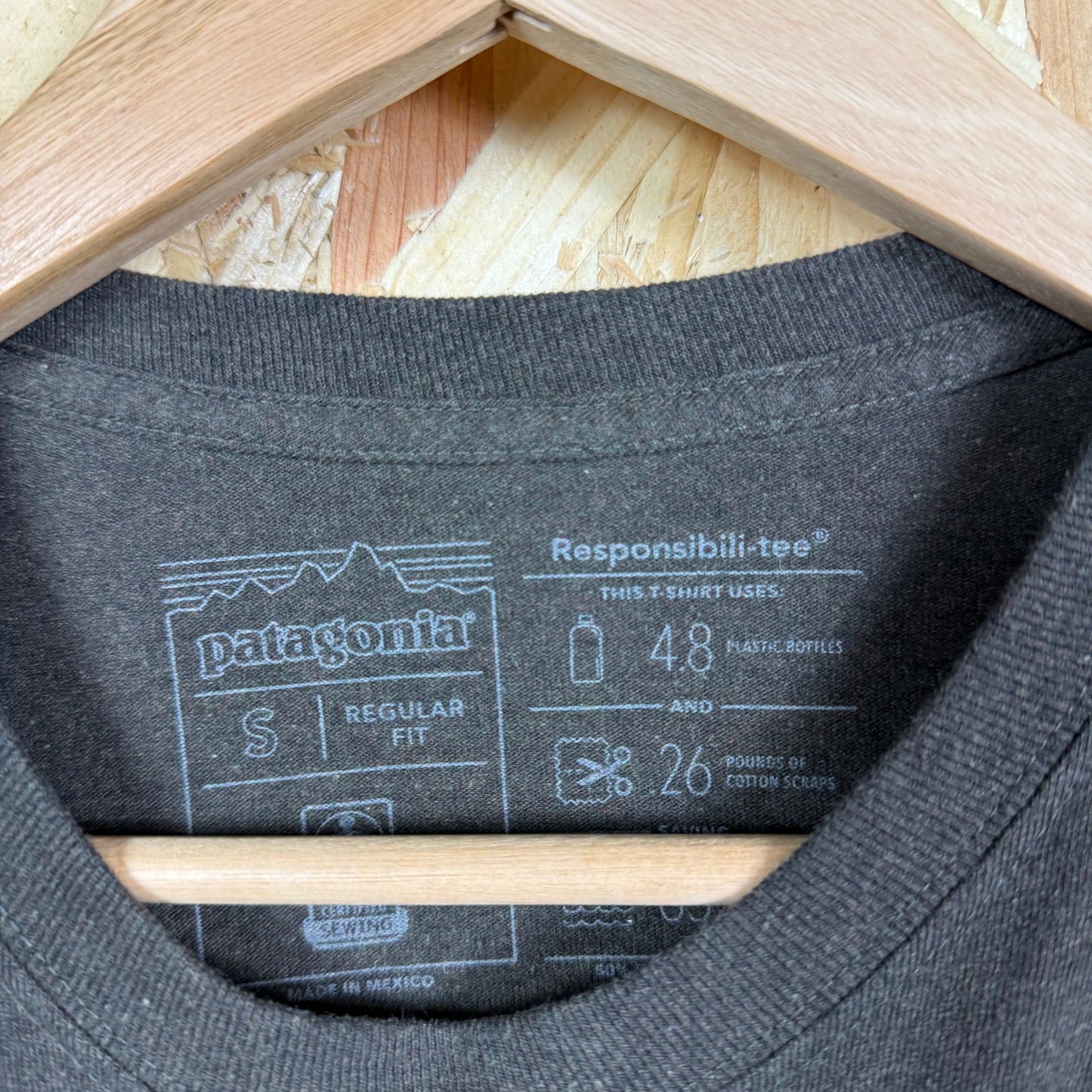 Patagonia Grey Green Long Sleeve Size S
