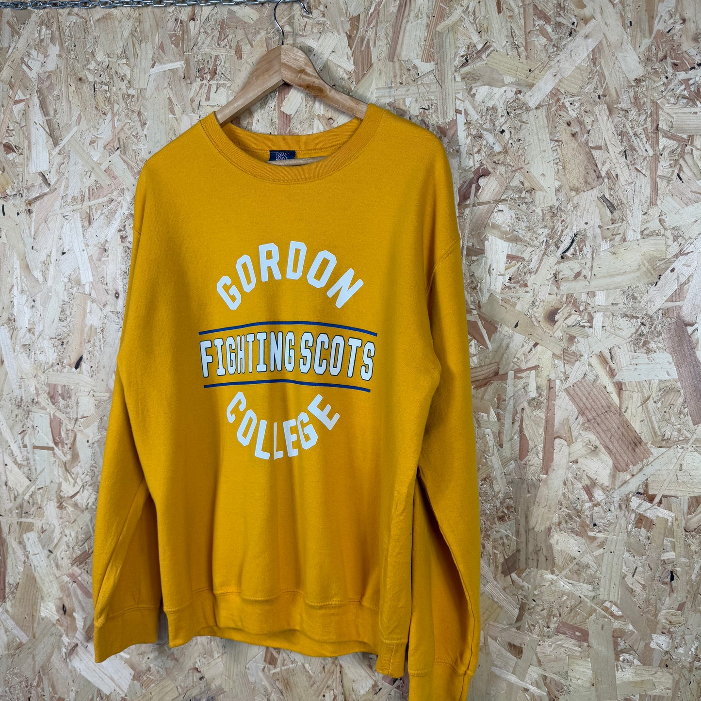 Gordon Fighting Scots College Yellow Sweatshirt Size M