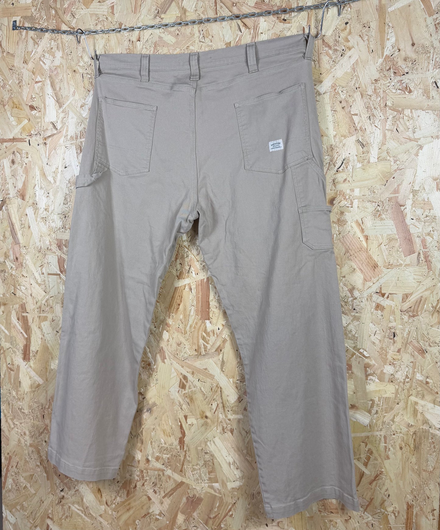 Levis Signature Carpenters Beige Zip Fly 44W 32L