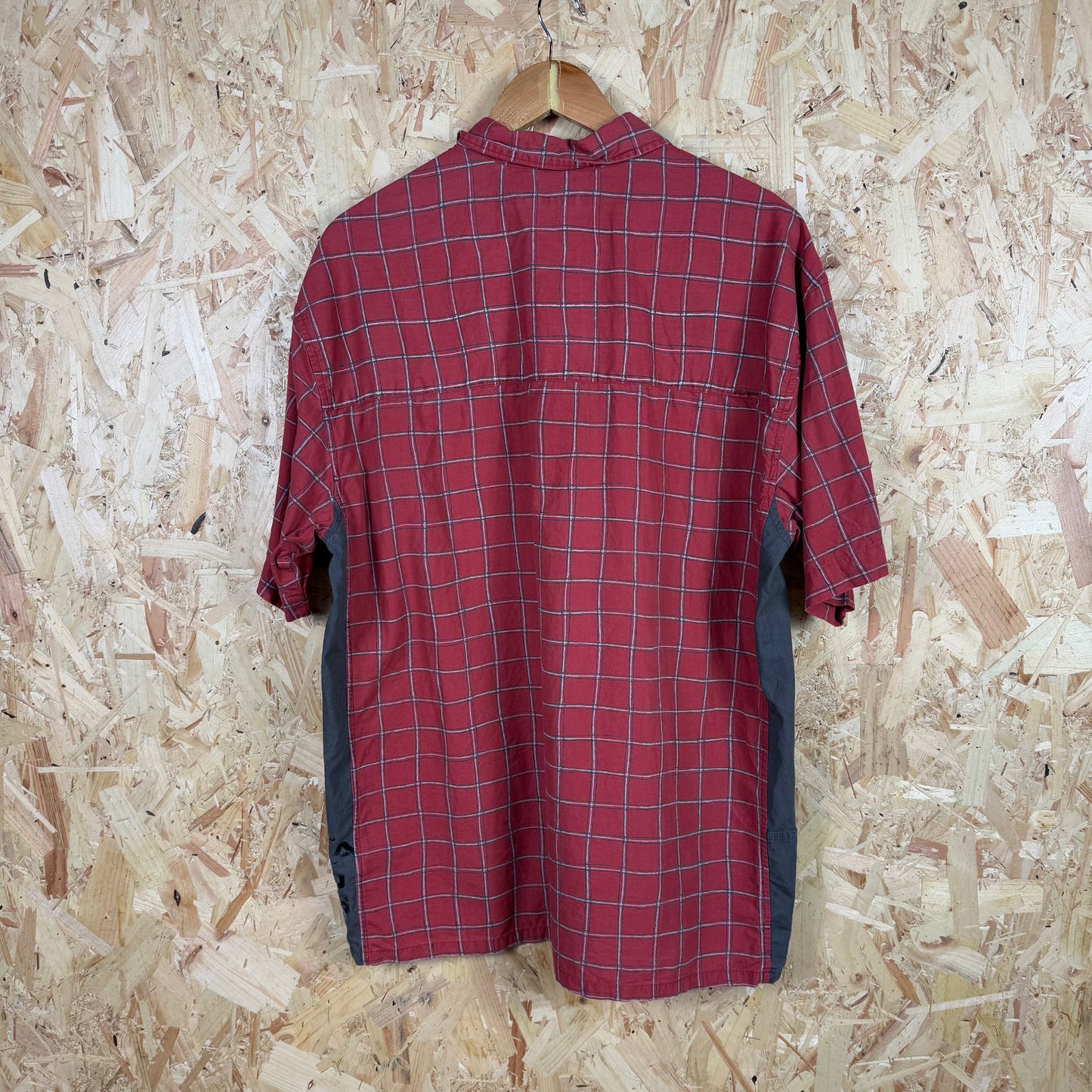 Billabong Red Check Short Sleeve Shirt Size L