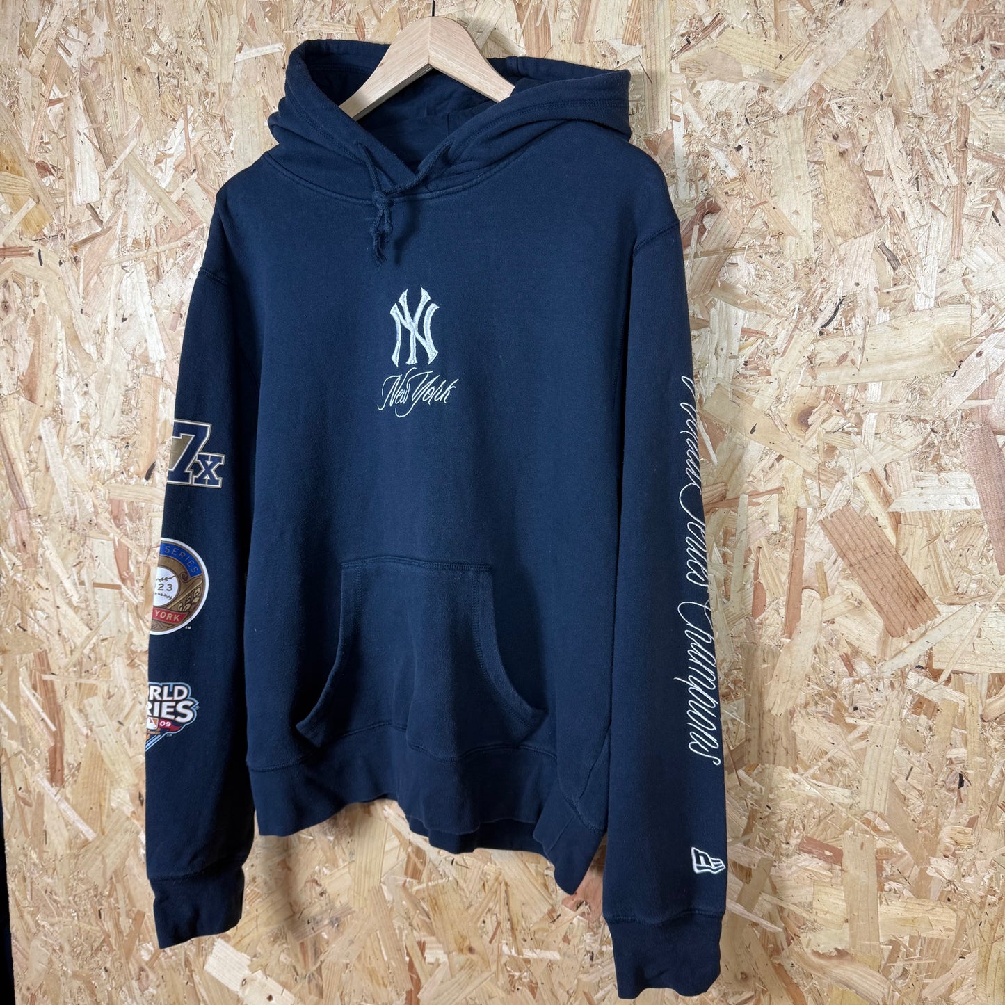 New York Yankees New Era Navy Hoody Size L