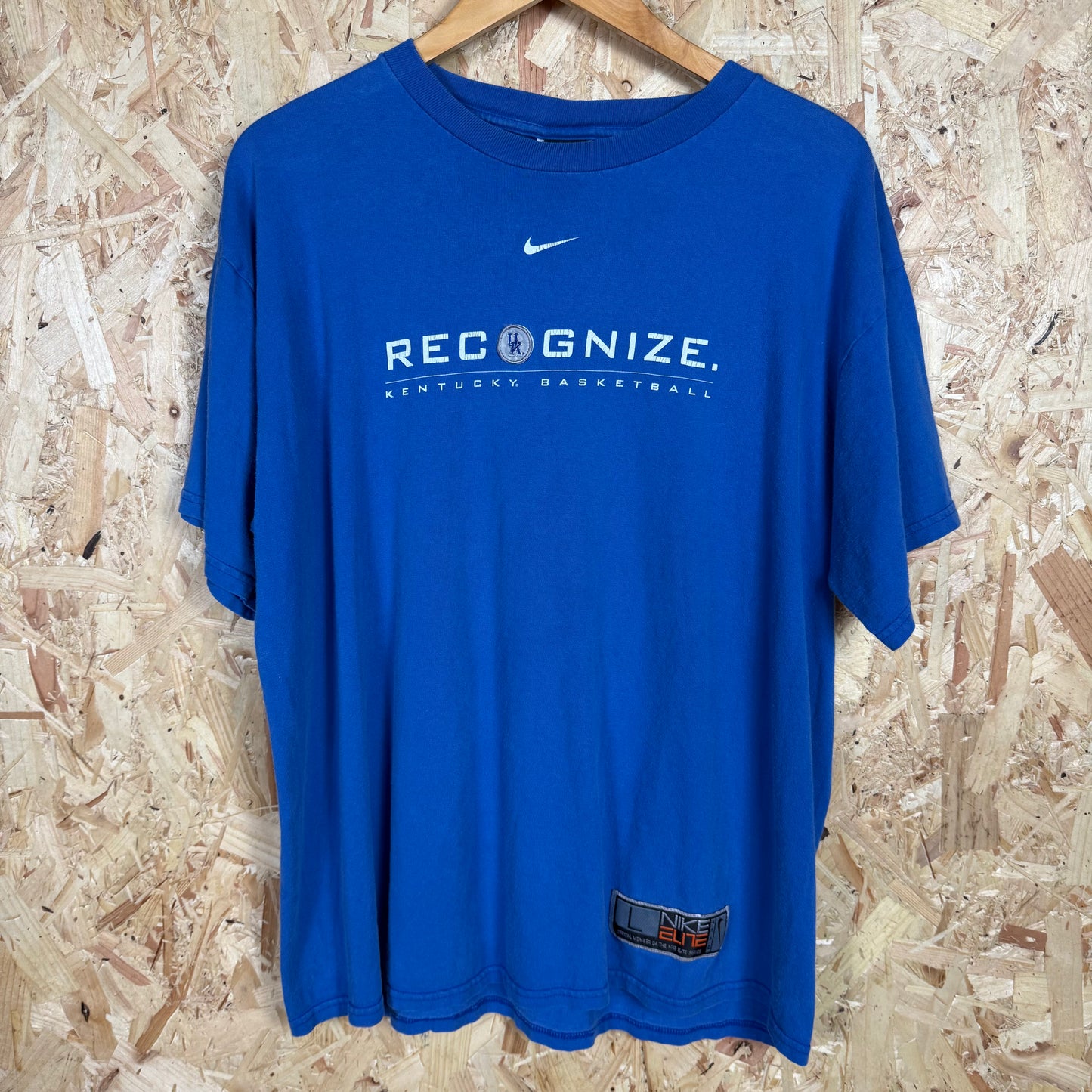Nike Elite Recognize Kentucky Basketball T-Shirt Size L
