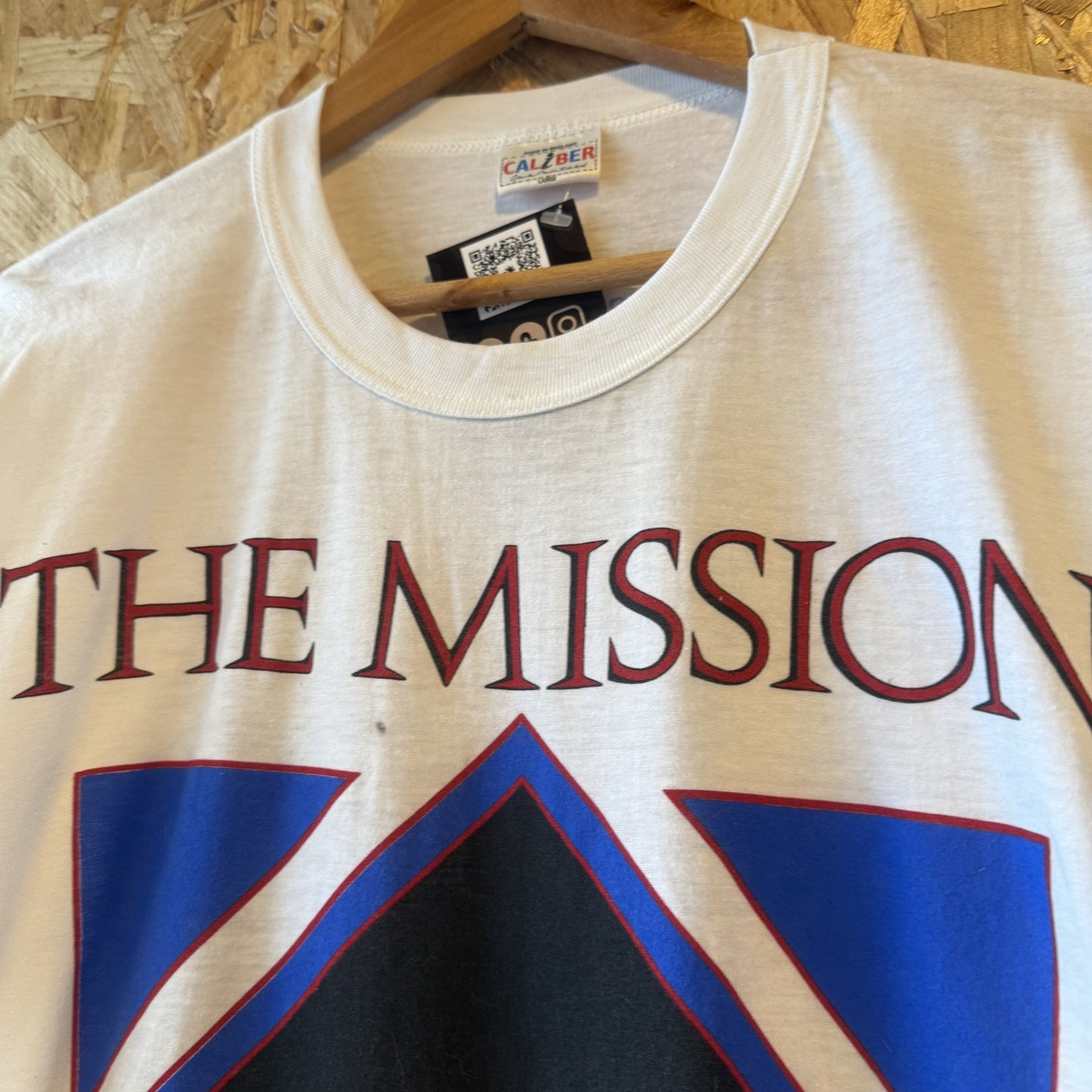Vintage 80s 1988 the mission live rare design White Large