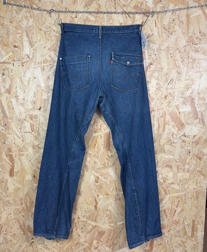 Levis Engineered Twisted Denim Jeans 34W 36L