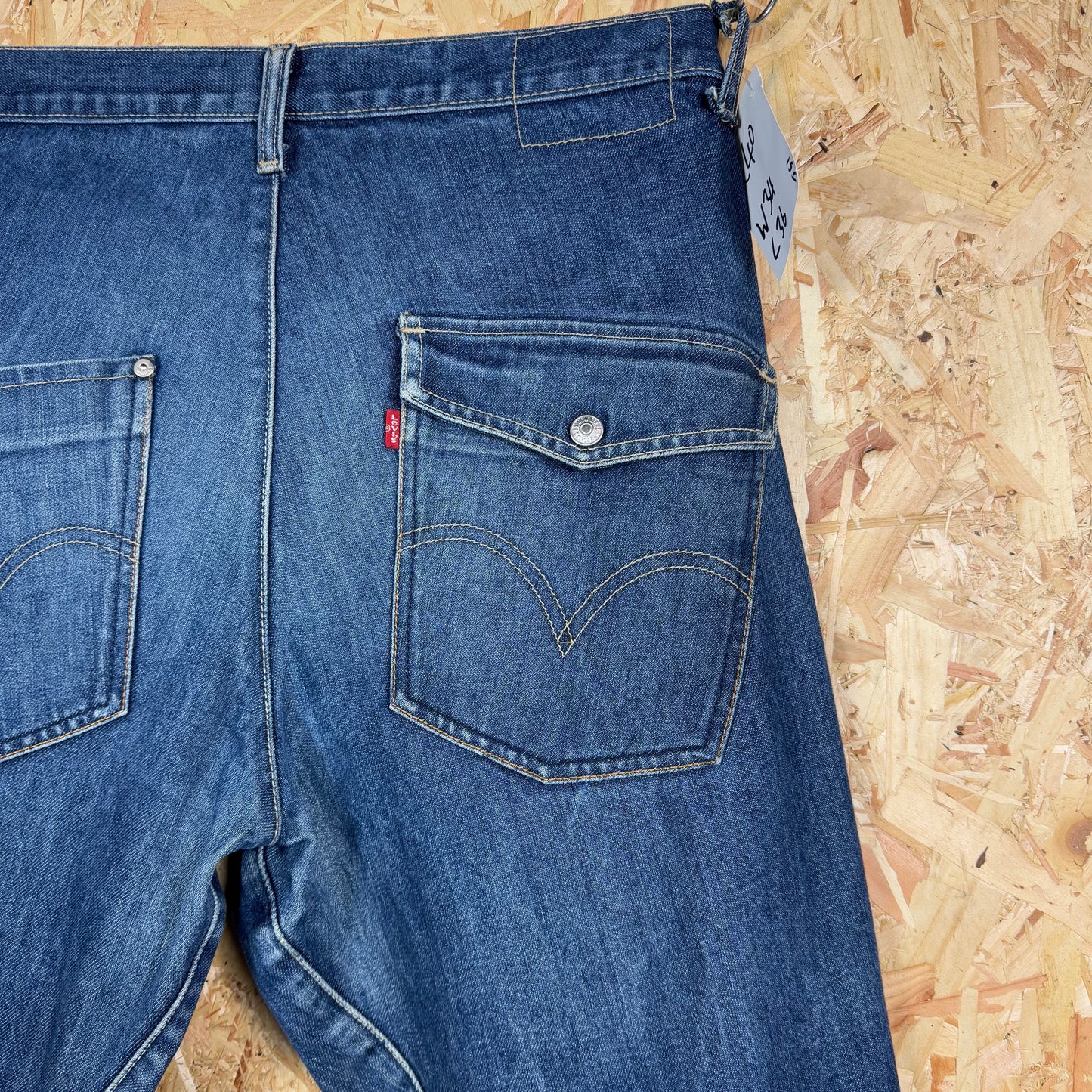 Levis Engineered Twisted Denim Jeans 34W 36L